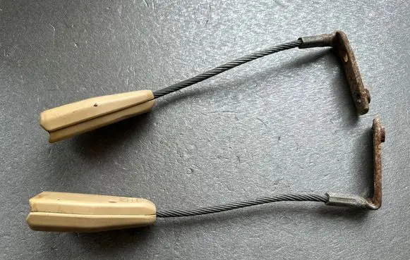 Nissan Patrol 160 Seat belt trim 86840C8401