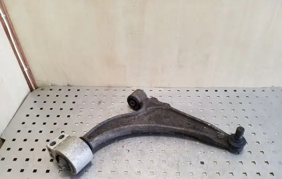 Opel Astra J Front lower control arm/wishbone