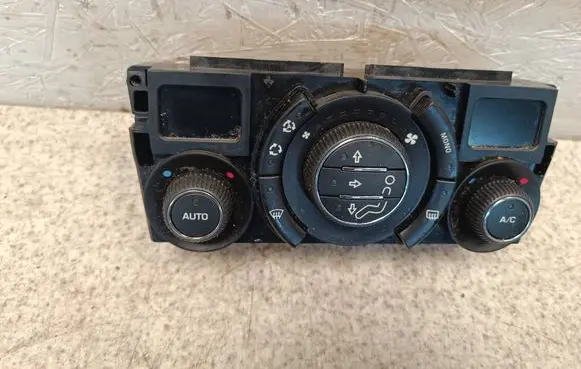 Peugeot 3008 I Climate control unit A2C37822600 96738322XT 690H90