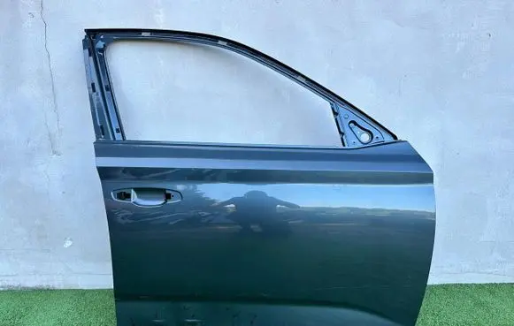 Skoda Kamiq Front door 658831602
