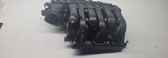 Chrysler Pacifica Intake manifold 72142555