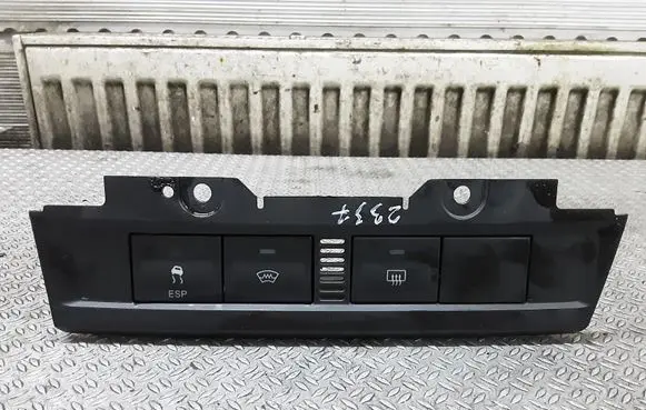 Ford Focus Other switches/knobs/shifts 4M5113D734BC