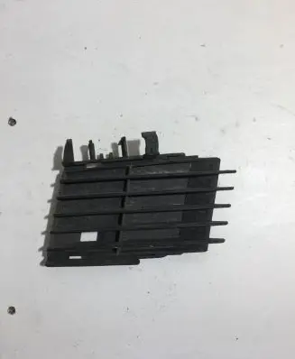 Opel Vectra C Front bumper lower grill 09186127