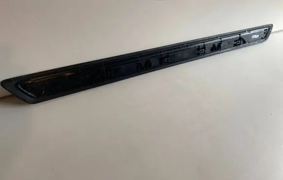 BMW 2 F22 F23 Front door trim (molding) 893791400 806699908