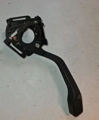 Volkswagen PASSAT B3 Wiper control stalk 333953503 201813