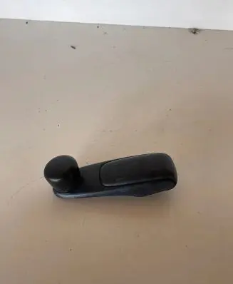Citroen C4 I Rear door window winding handle 9653737777