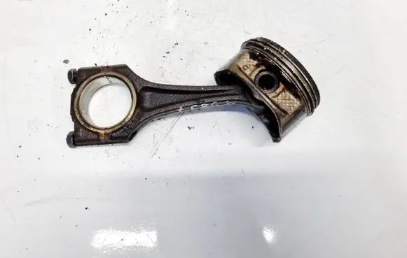 Piston with connecting rod