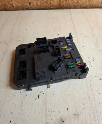 Citroen Xsara Picasso Fuse module 9652474680 0898874272 S118085320D