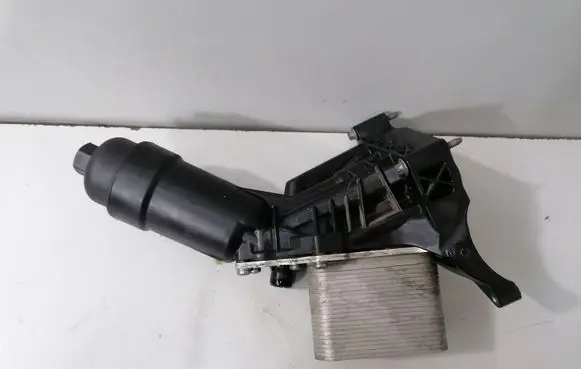 Engine oil radiator