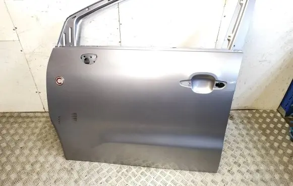 Citroen C3 Aircross Front door