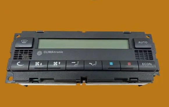 Volkswagen PASSAT B5.5 Climate control unit 