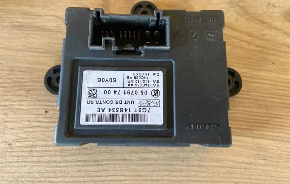 Ford Mondeo MK IV Door control unit/module 7G9T14B534AE 14C236AA 0507917400