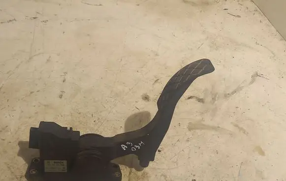 Audi A3 S3 8L Accelerator throttle pedal 1J1721503K