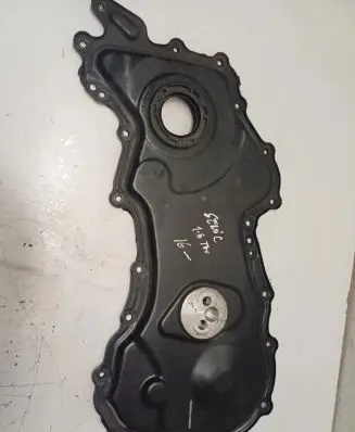 Opel Vivaro Timing chain cover 135027147R