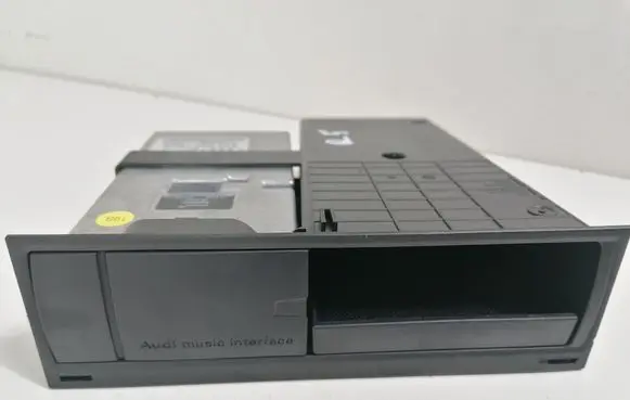 Navigation unit CD/DVD player