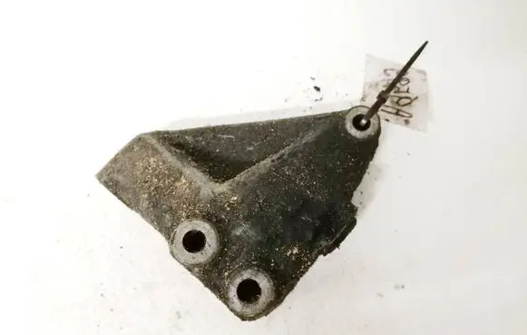 Iveco Daily 40.8 Engine mounting bracket