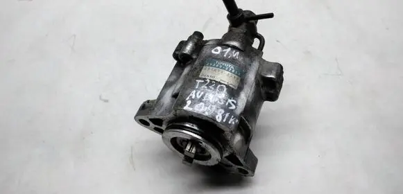 Toyota Avensis T220 Vacuum pump 2930027010