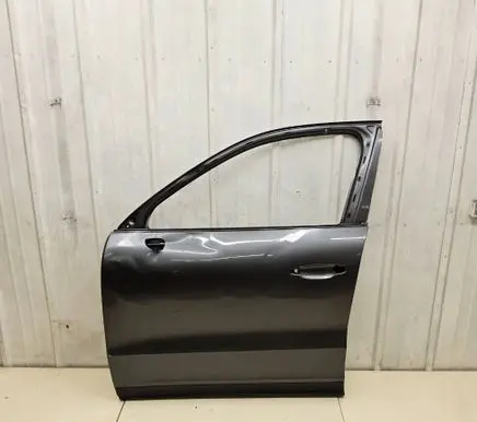 Porsche Cayenne (9Y0 9Y3) Front door 9Y0331311C 9Y0331311 95883105100