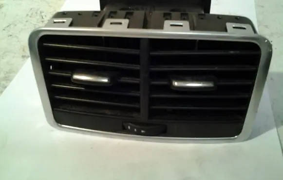 Audi A6 S6 C6 4F Rear air vent grill 4F0819203C