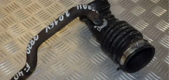 Nissan X-Trail T30 Turbo air intake inlet pipe/hose
