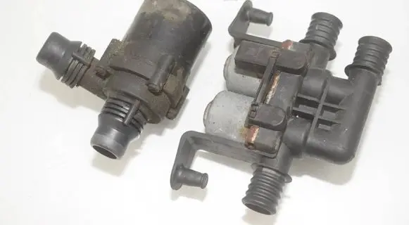 BMW X5 E70 Electric auxiliary coolant/water pump 6910544 64116910544 9197085