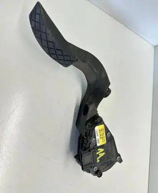 Audi A4 S4 B7 8E 8H Accelerator throttle pedal 8E1723523G 6PV00837506