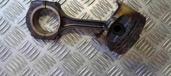 Renault Megane I Piston with connecting rod