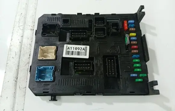 Citroen C4 I Comfort/convenience module 21676035B