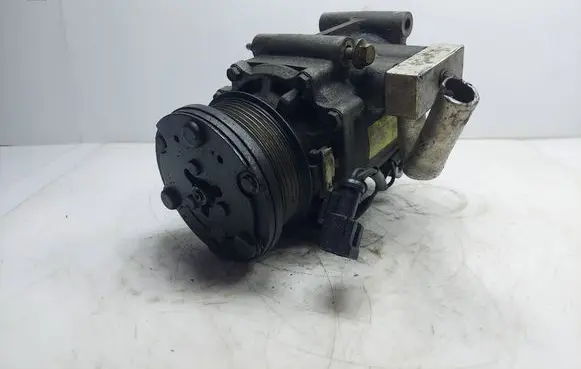 Ford Focus Air conditioning (A/C) compressor (pump) YS4H19D629AB