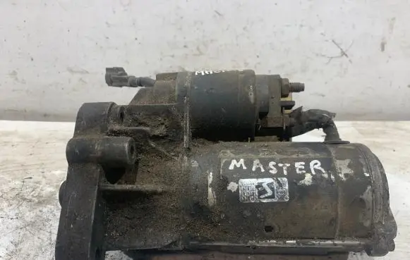 Renault Master II Starter motor