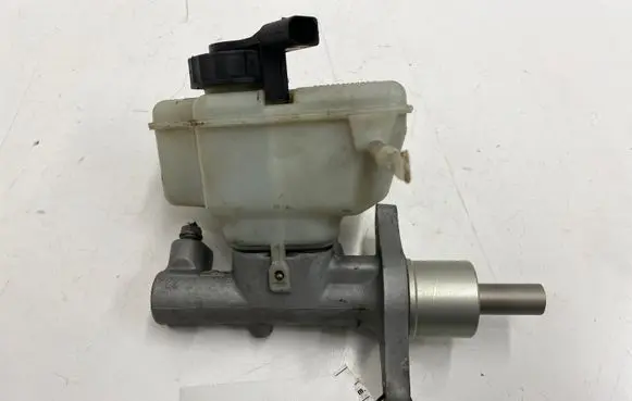 Volkswagen Touran I Master brake cylinder 1K1614019