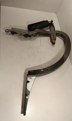 Audi A6 S6 C7 4G Tailgate/trunk/boot hinge 4G5827302B