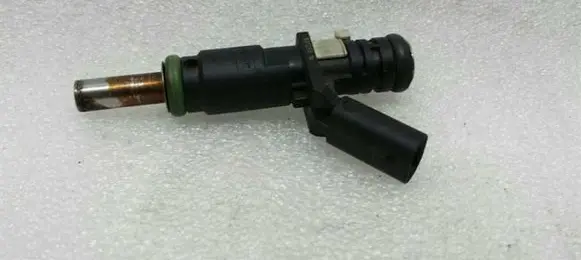 Mercedes-Benz CL C216 Fuel injector A2720780249