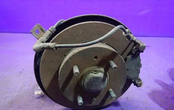 Audi Coupe Rear wheel hub spindle/knuckle 