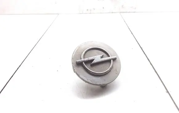 Opel Vectra C Original wheel cap 09179670 09179671