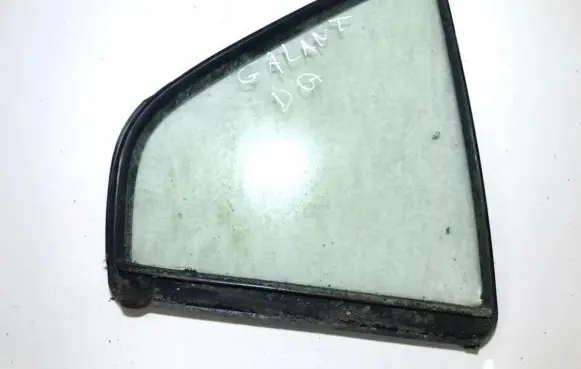 Mitsubishi Galant Rear vent window glass 