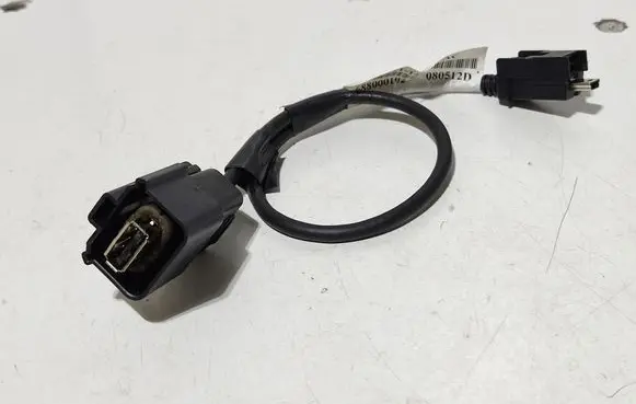 Ford Explorer AUX in-socket connector 8L2T14D202AC