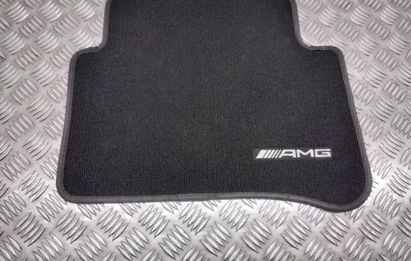 Mercedes-Benz E W212 Rear floor mat 006021