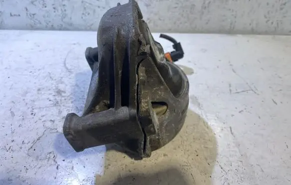 Audi Q5 SQ5 Engine mount bracket 8K0199381