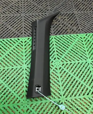 BMW M8 F91 F92 G14 G15 (A) pillar trim 8096132