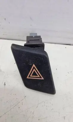 Toyota Yaris Hazard light switch