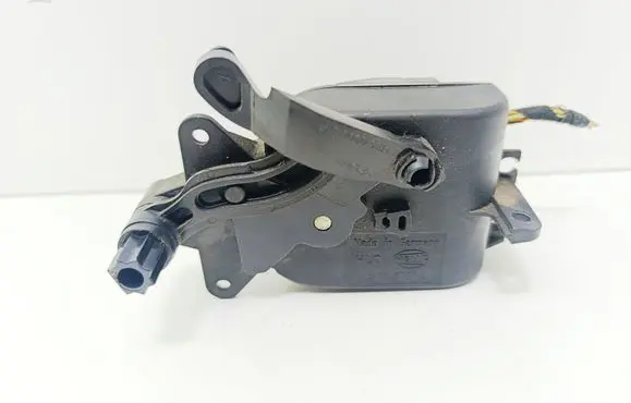 Skoda Octavia Mk1 (1U) Air flap motor/actuator 1J1907511A