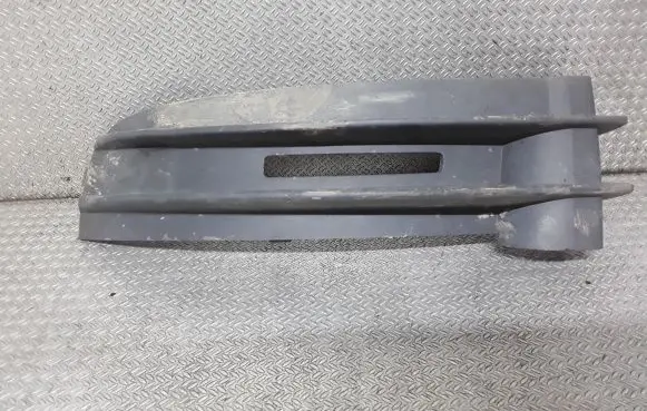 Volkswagen Caddy Front bumper lower grill