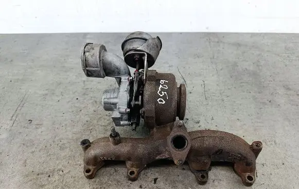 Volkswagen Jetta V Turbo 03G253014F