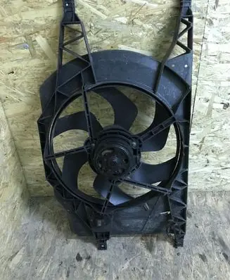 Renault Espace III Radiator cooling fan shroud