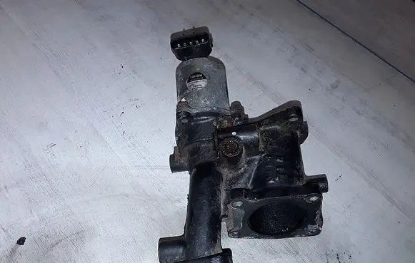 Opel Astra H EGR valve cooler 8973586130