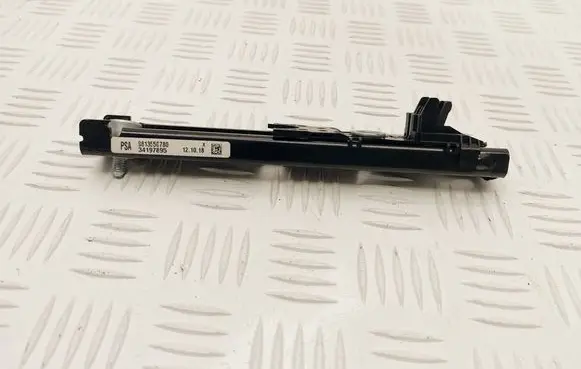 Peugeot 5008 II Seat belt adjustment rail 9813550780 34197895