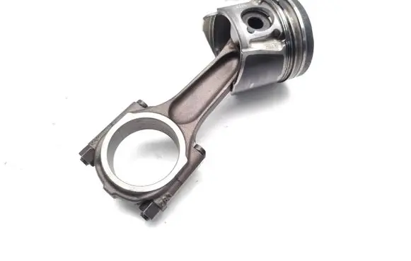 Ford Galaxy Piston with connecting rod QXWA
