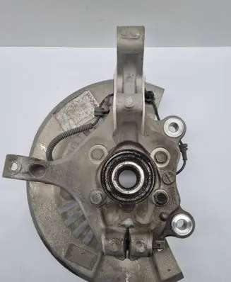 Chrysler Pacifica Front wheel hub 68189019AD 68189019