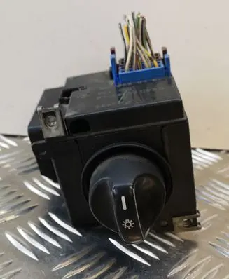 Mercedes-Benz Vaneo W414 Light switch 1685450104 501733